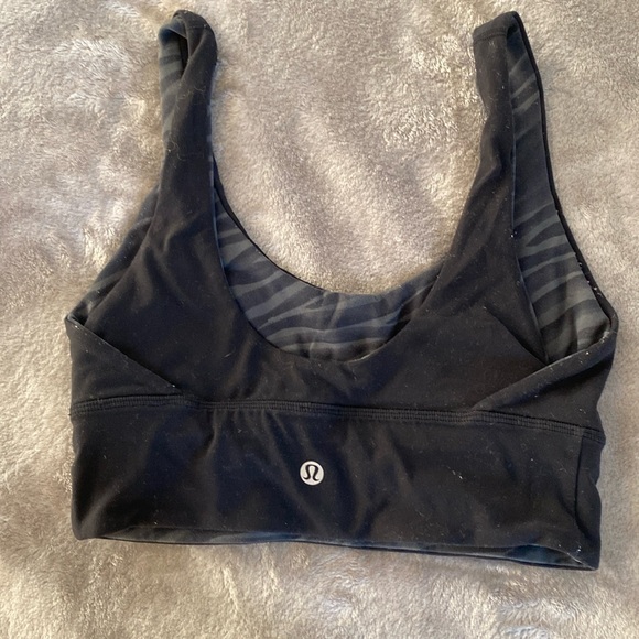 Lululemon Reversible Align Bra Sz 4 Black/Zebra print - Picture 2 of 4